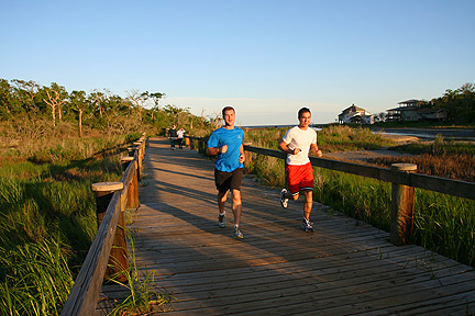 Joggers at Pine Gully Park